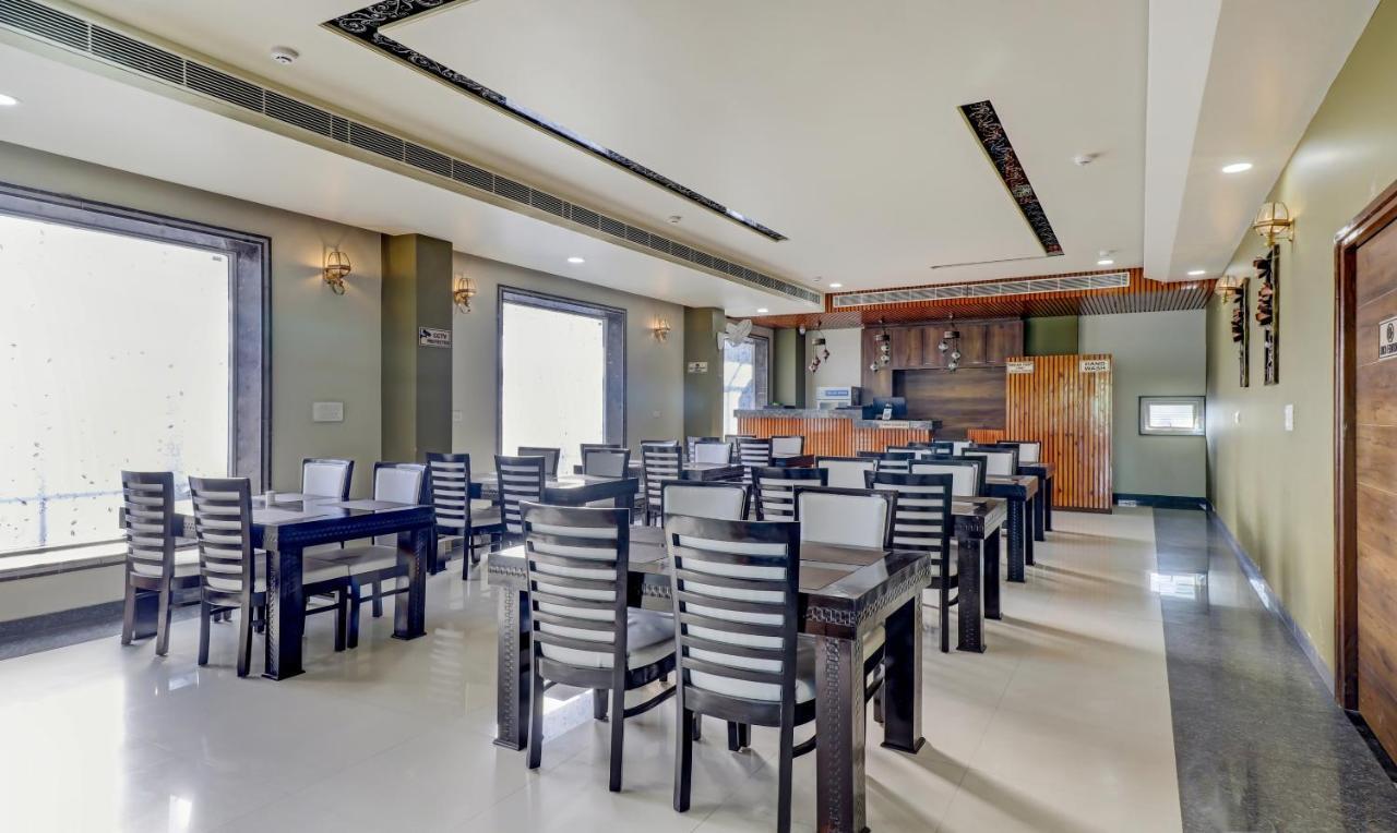 Sanskar Hotel Джапур Экстерьер фото